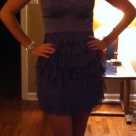 BCBG Purple Strapless Cocktail Dress size 4 - Picture 2 of 4